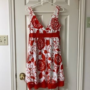 🌷3 for$25🌷Costa Blanca, US M, Orange & White Floral Deep V-Neck Sash Dress